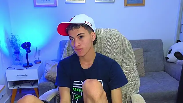 yulian_vasquez's cam snapshot