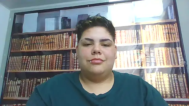 Hailey_Curvy's cam snapshot