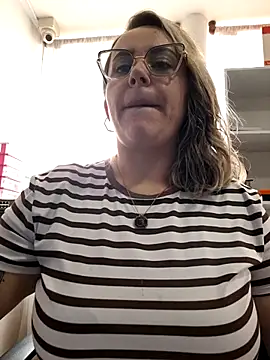 CurvyLust_x's cam snapshot