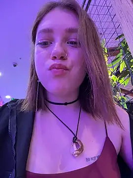 lucy-joy's cam snapshot