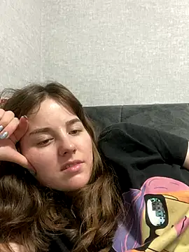 Lady_woman's web cam