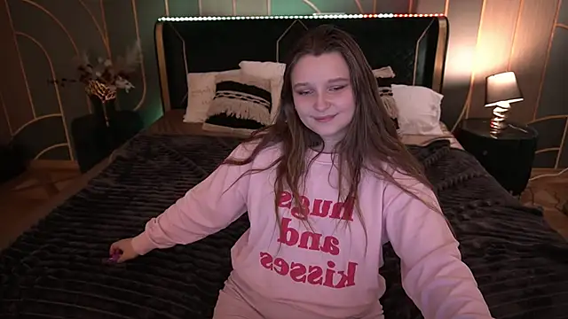 MagicPeachh_'s cam snapshot