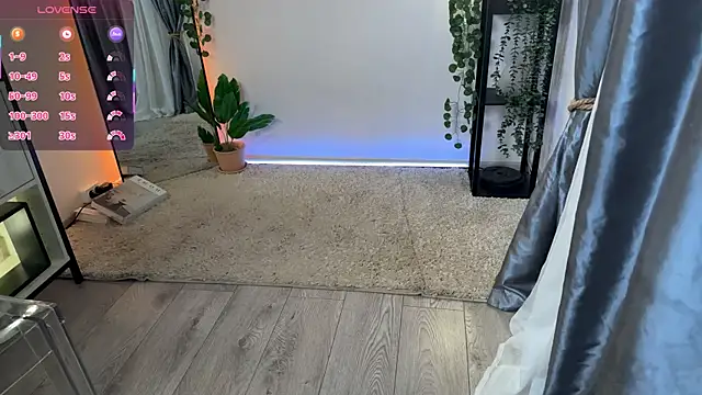 Lella_Ryann_'s cam snapshot