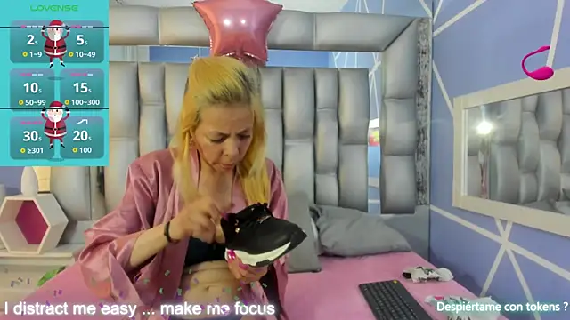 sophia_ny's cam snapshot