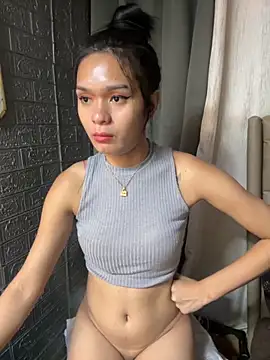 yourlovingperlita69 live sex cam