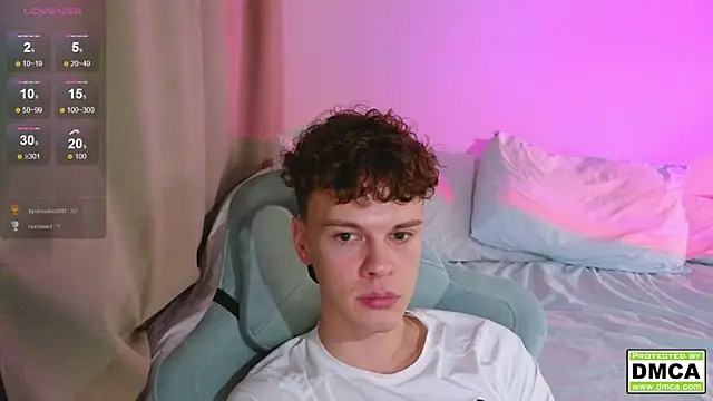 cute_thomas live sex cam