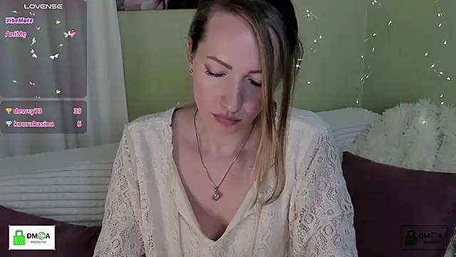 Queenymel's cam snapshot