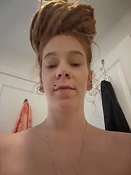 LucidLucy live sex cam