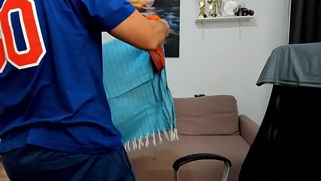 BrutusK08 live sex cam