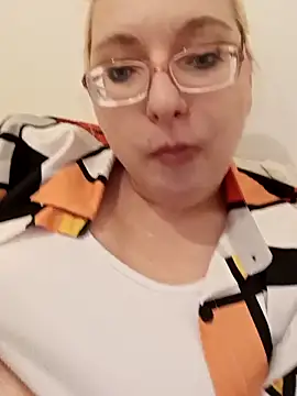 VikaKing's cam snapshot