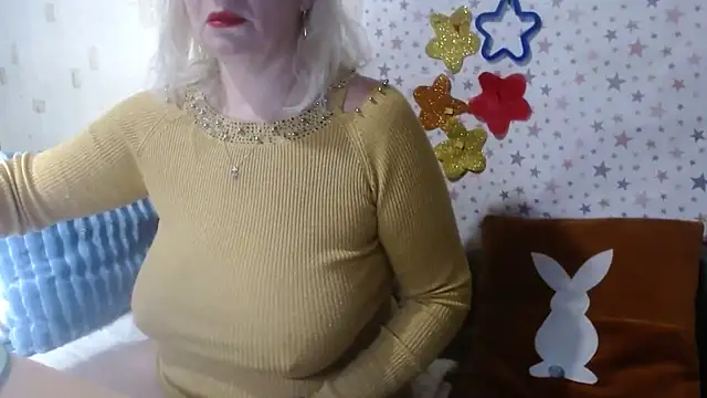 QueenLana's cam snapshot