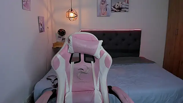 paula_kawaiifu_ live sex cam