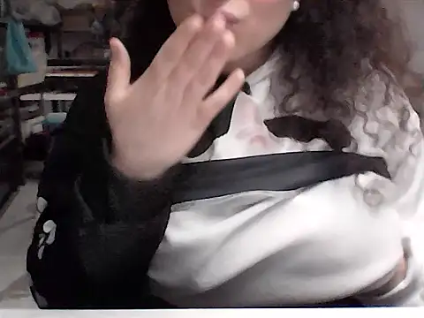 SEXCOPPIA_2023's cam snapshot