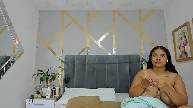 Caroliine_Torres's cam snapshot