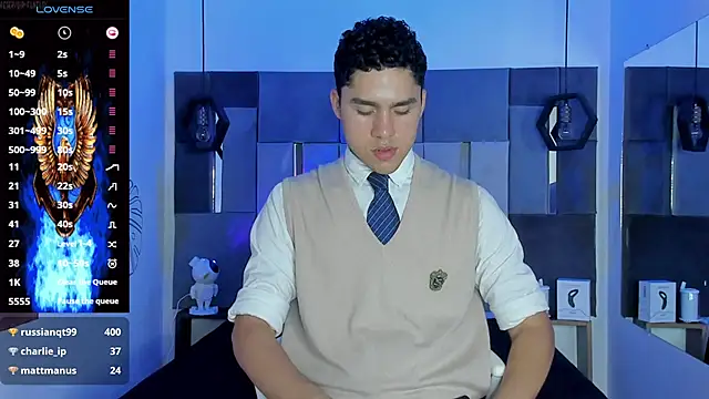 LiamNovak live sex cam