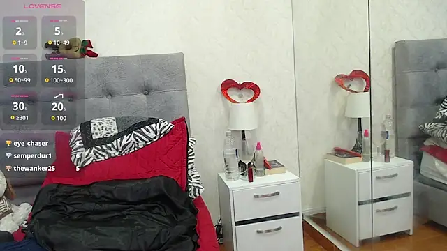 ScarlettGreen_'s cam snapshot