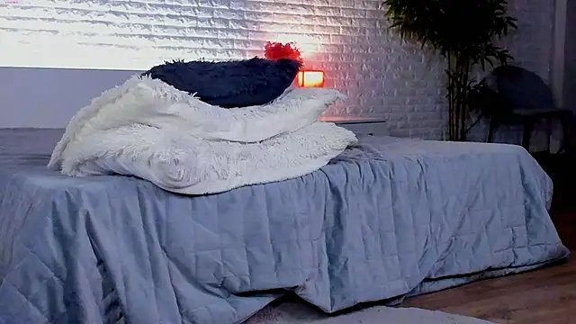 ElissaGlod live sex cam