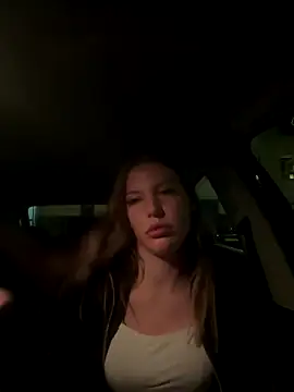 Chloemillerrxx live sex cam