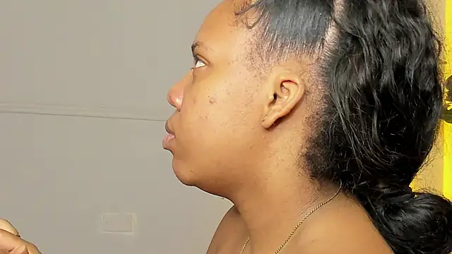 Yiseth_02 live sex cam