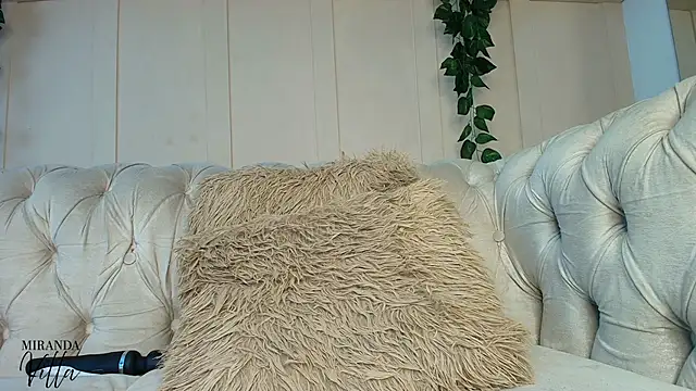 miranda_villa's cam snapshot