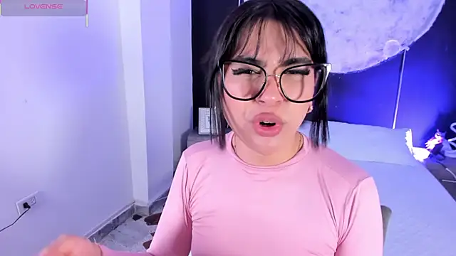 RoseCassie live sex cam