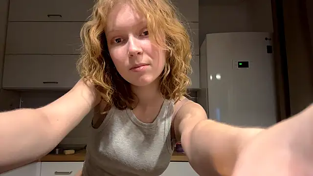 ElfriedaZwack's cam snapshot