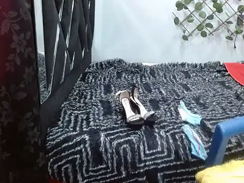 Melani_ebony's cam snapshot