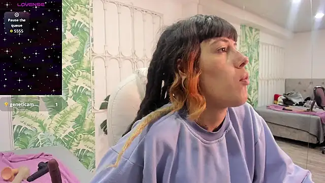 _sharlotte777's cam snapshot