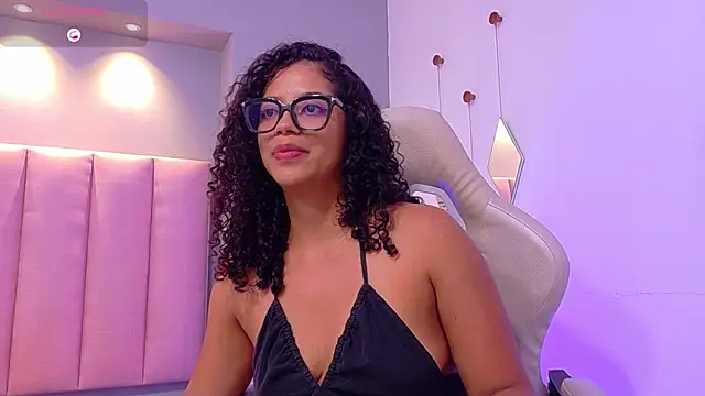 CamilaLevy's cam snapshot