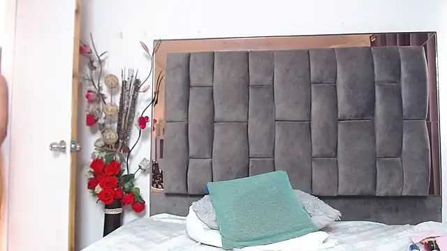 Salmma_Milf's cam snapshot