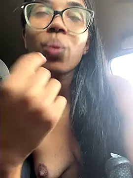 raphaelasoares live sex cam