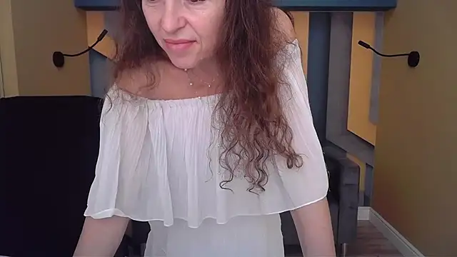 EllaLong's cam snapshot