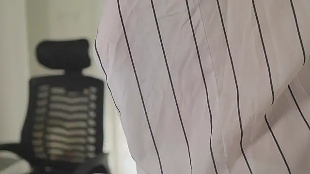 SpiderIily live sex cam