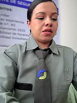 Ariana-07 live sex cam