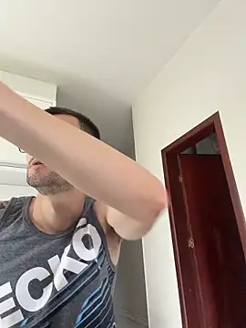 Leonsouzaof live sex cam