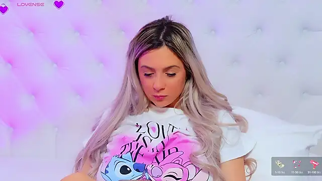 AriannaSins live sex cam