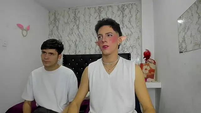 Lovers_Spicy live sex cam