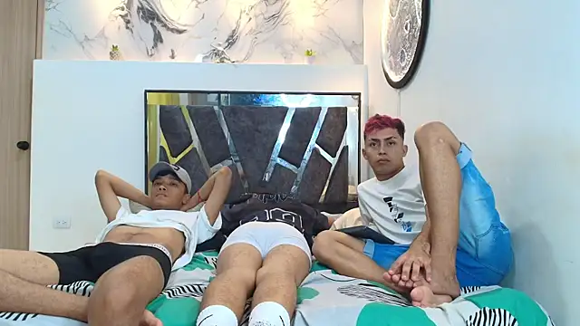 VERY_HOT_GUYS live sex cam