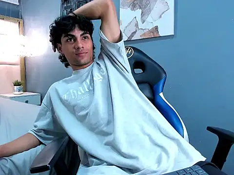 MattFiore live sex cam