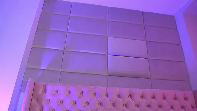 KatiaFinesse live sex cam