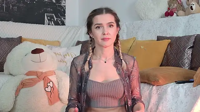 Sarah-Hart live sex cam