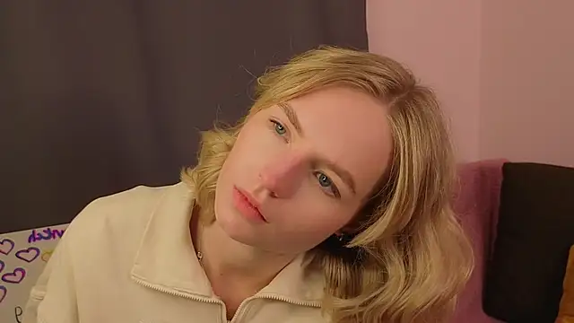 BaileyBernos's cam snapshot