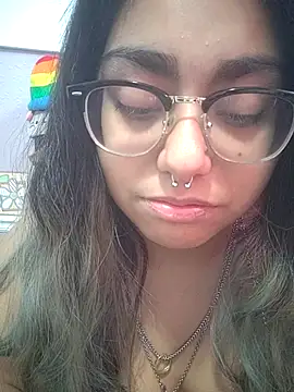 Lovelyrainn's cam snapshot