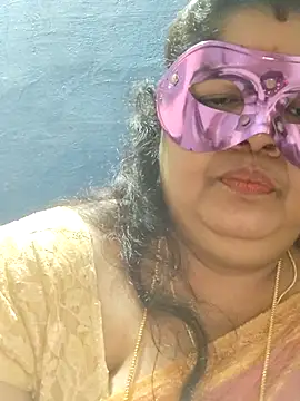 tamilthanushri live sex cam