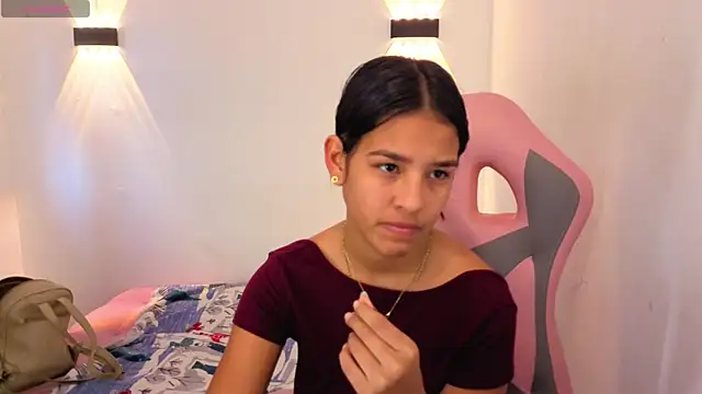 alexandraclaire9's cam snapshot