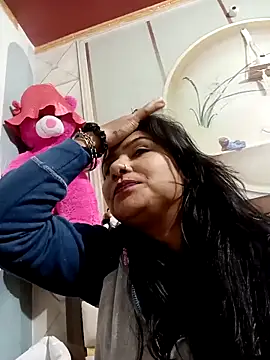 urvashi01224 live sex cam