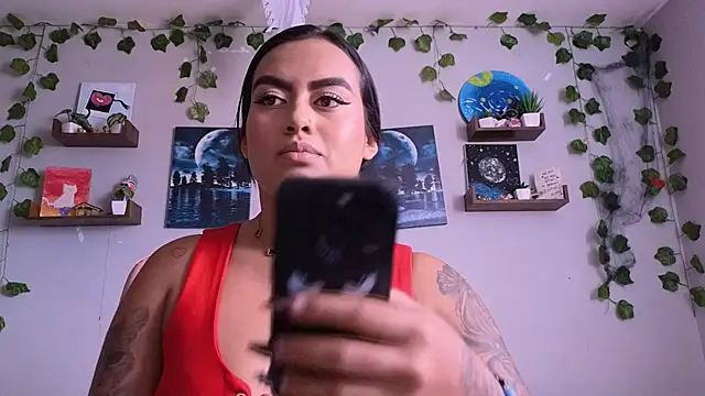 macey_elliot_'s cam snapshot