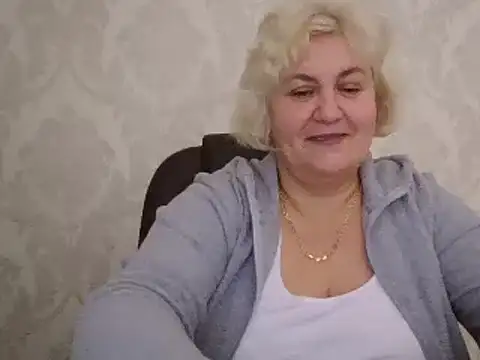 AngelaFamez's cam snapshot