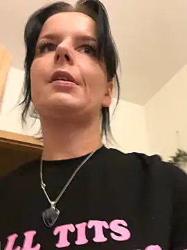 Off__Melonenmandy's cam snapshot