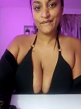 Busty_AriaX's cam snapshot